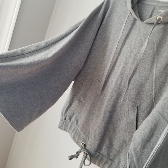 New York & Co Hoodie - Picture 2 of 4